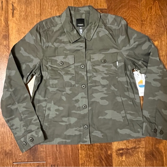 NWT Vuori Ripstop Jacket in Oregano Camo Size Small - Picture 3 of 7